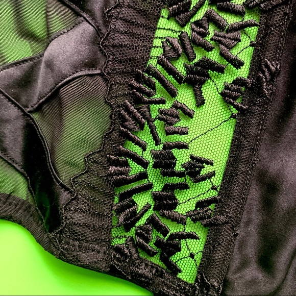 🖤 Myla London Kenzie basque/bustier 32C NWT! - Picture 3 of 9